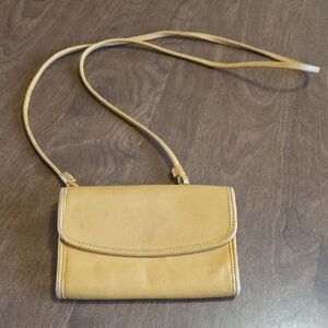 Coach Wallet/Crossbody Bag Leather  Mustard Yello Vintage Collectable Small Rare